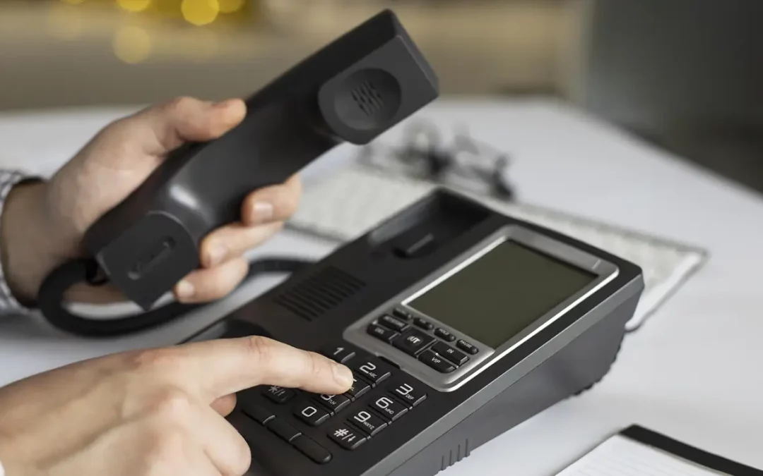 Las 3 ventajas de tener un teléfono fijo en casa